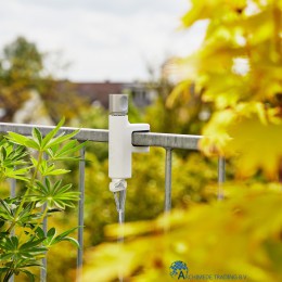 4078500057332-gardena-clickup-balkonklem-op-balkon