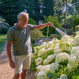 5010646064033-hozelock-nozzle-tuinspuit-3-in-1-zachte-straal-voor-bewatering-van-kwetsbare-bloemen